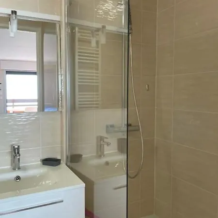 Apartment Appt T1 Bis, Terrasse Face Mer, Renove, Climatise *
